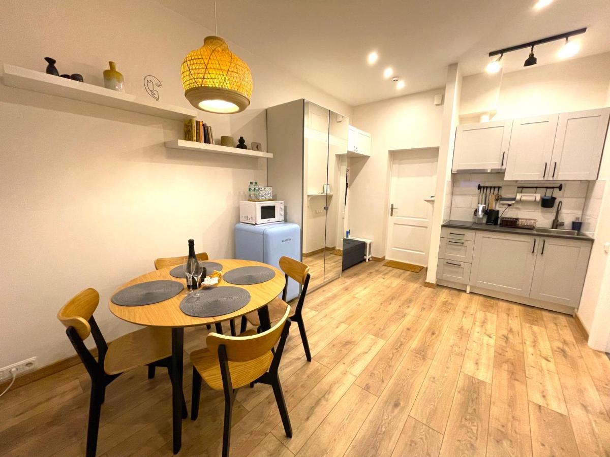Cozy Home Jekaba Apartment, Old Town, Self Check-In Riga Esterno foto